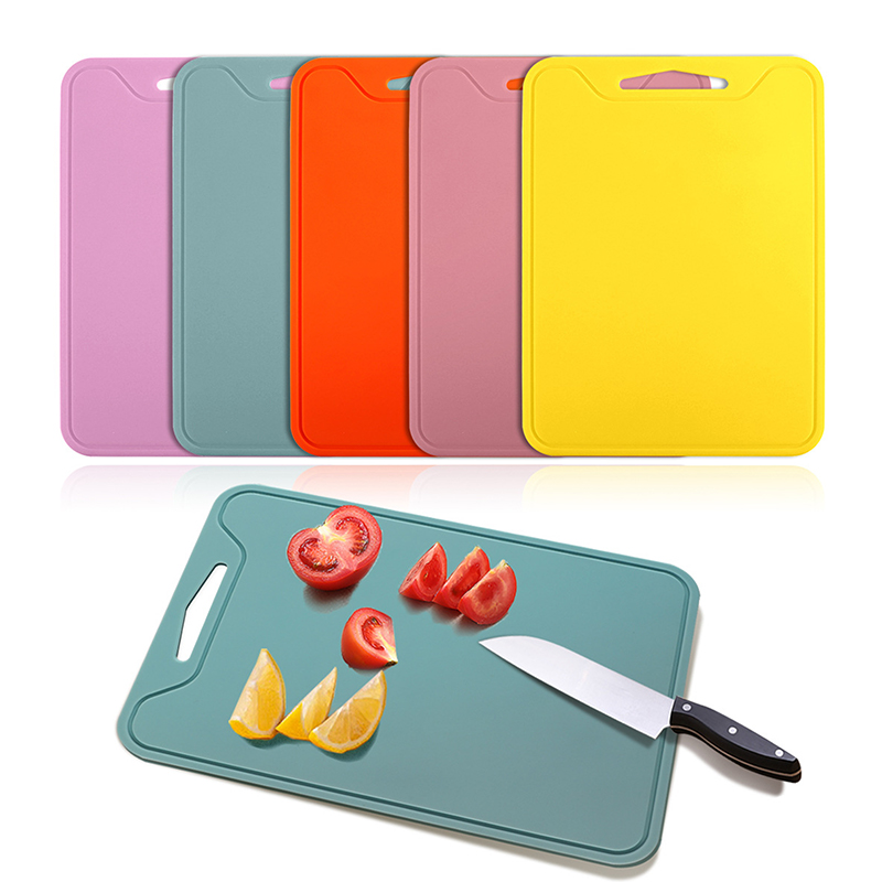 Camp Cutting Board - เขียงซิลิโคนแบบใหม่ แผ่นรองกันลื่นสำหรับเนื้อสัตว์และผัก ใช้กับเครื่องล้างจานได้ ปลอดสาร BPA สำหรับใช้กลางแจ้ง