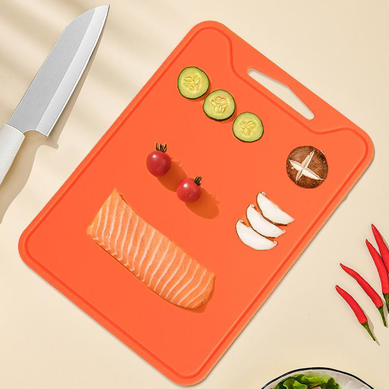 เขียงซิลิโคนแบบใหม่ แผ่นรองกัน - Camp Cutting Board บทวิจารณ์และราคา
